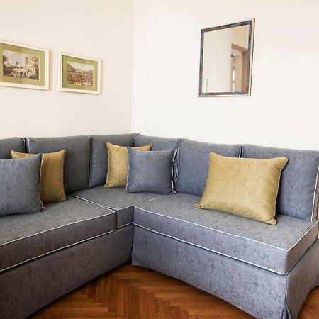 Pagrati Hilton Location Bentzi Family Suite 5 Афины Экстерьер фото
